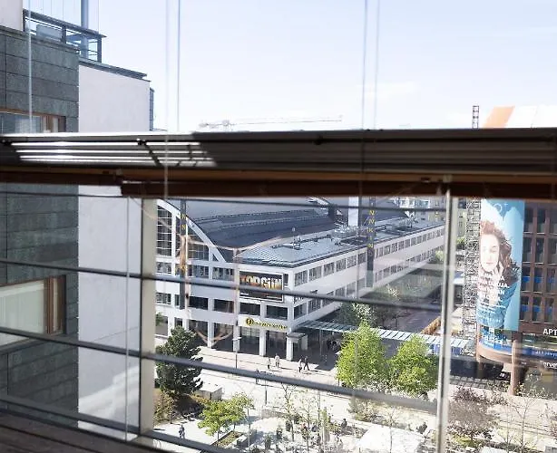 2ndhomes Luxury Kamppi Center With Sauna And Terrace شقة *